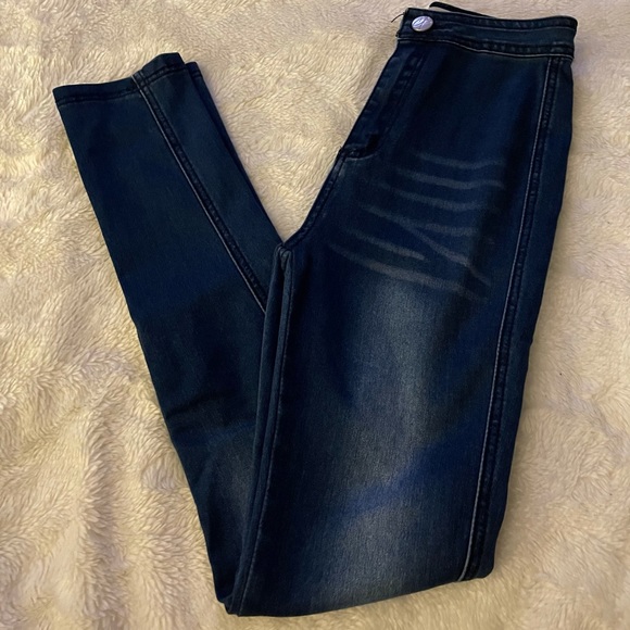 Skinny Jeans - Picture 1 of 5